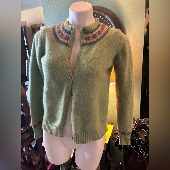 L.L. Bean Sweaters - LL Bean Meadow Green Fair Isle Cardigan -Sweaters- SZ Med. Mint! R $175+